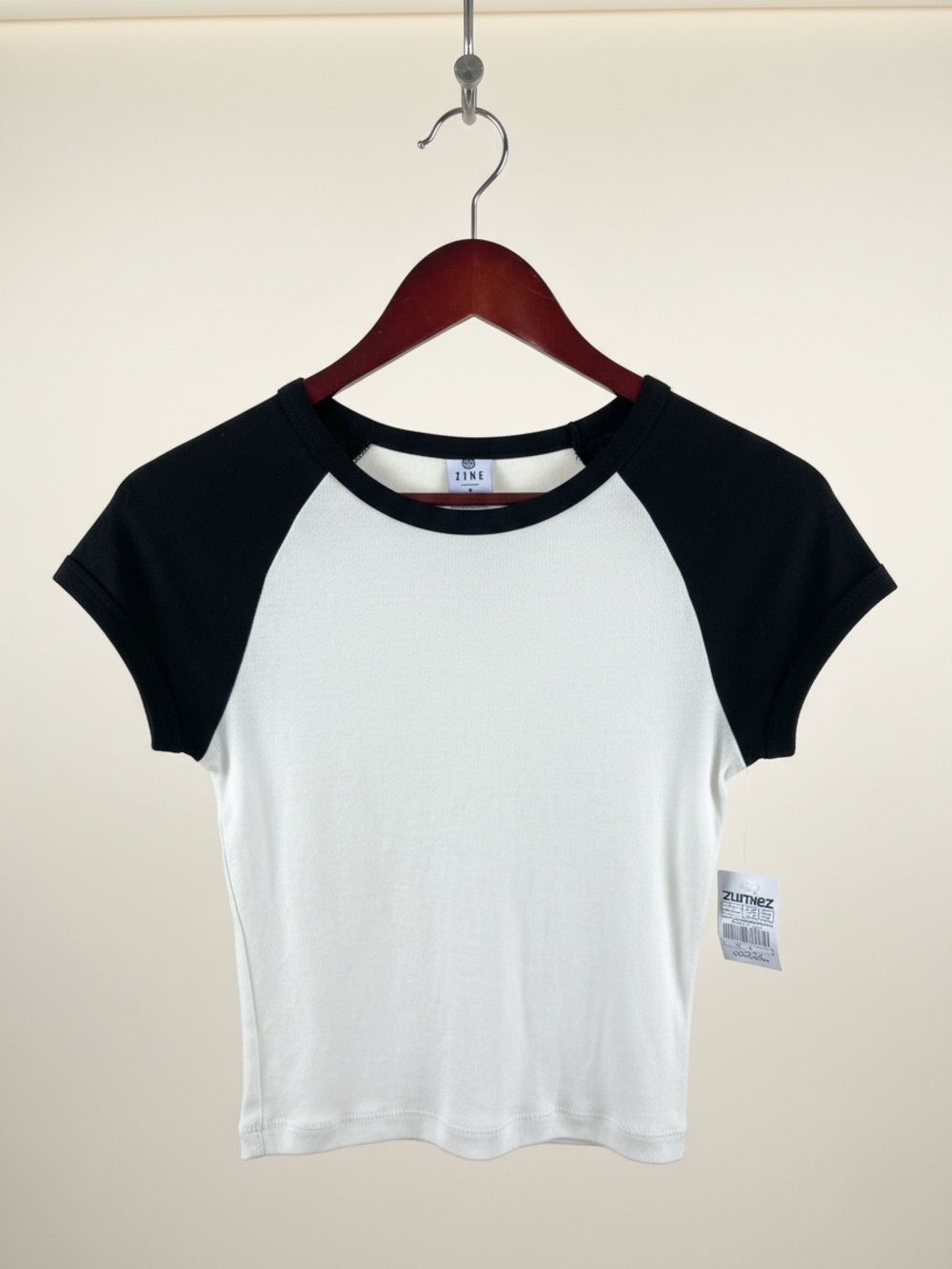 Zumiez Black & White Raglan Crop Tee